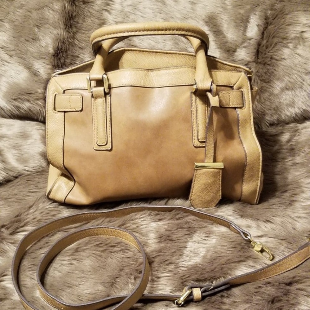 💥Host pick!💥🏵Beautiful Merona Brown Satchel🏵